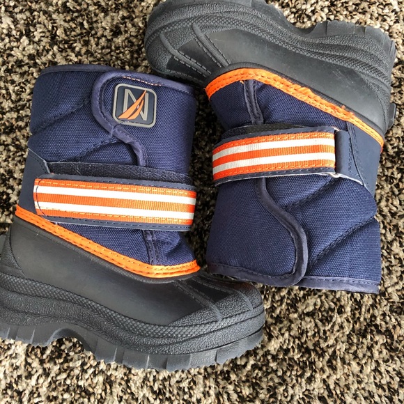 Toddler Snow Boots (Nautica) Size 7 - Picture 2 of 5